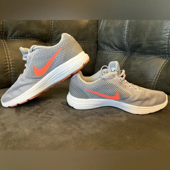 Nike Shoes Womens Nike Revolution Running Shoes Size